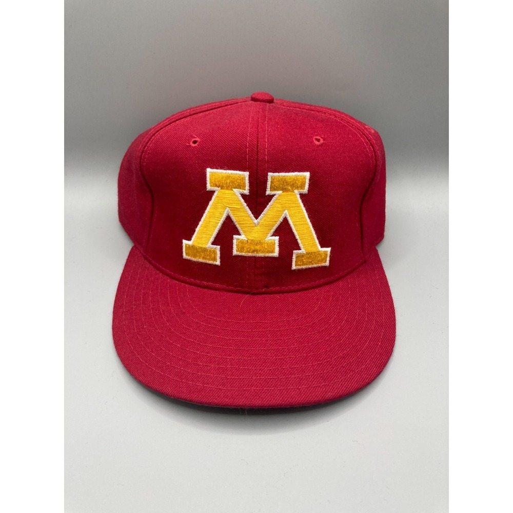 Vintage Minnesota Golden Gophers New Era 59FIFTY Fitted Hat 7 1/8 Red Basketball